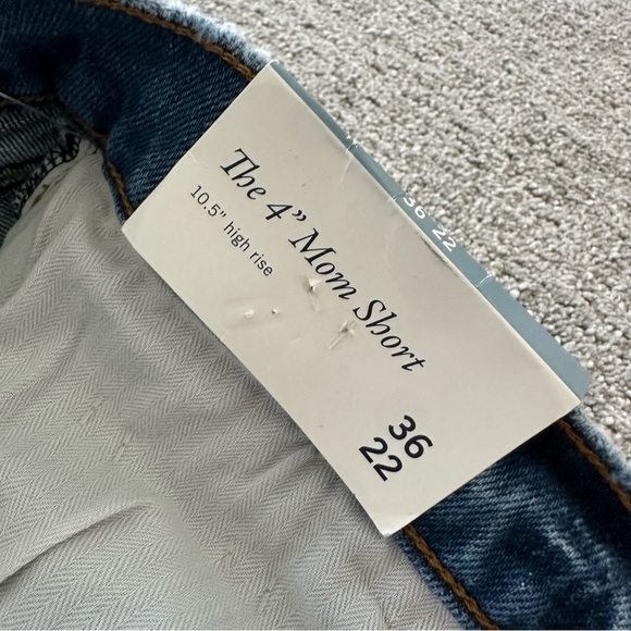 Abercrombie & Fitch 4” High Rise Mom Short High Rise Size 36/22 - Picture 3 of 9